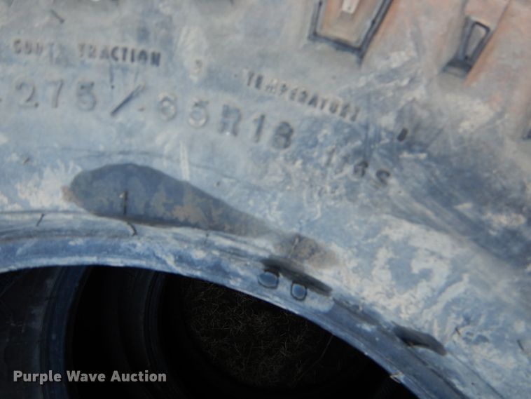 image for item GB9624 Approximately 200 tires