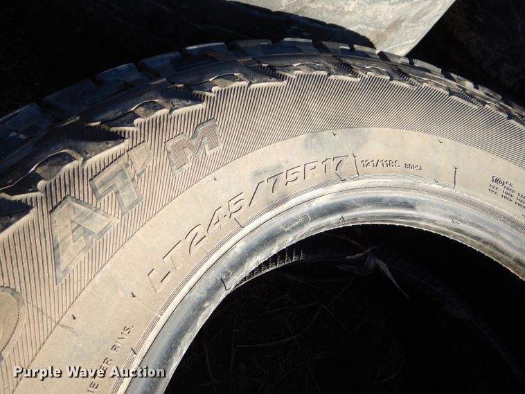 image for item GB9624 Approximately 200 tires