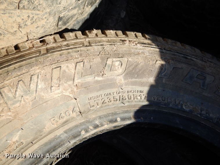 image for item GB9624 Approximately 200 tires