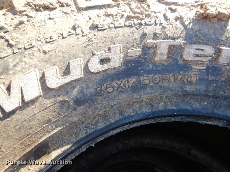 image for item GB9624 Approximately 200 tires