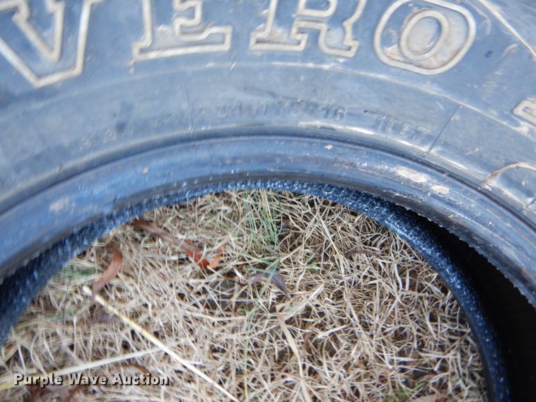 image for item GB9624 Approximately 200 tires