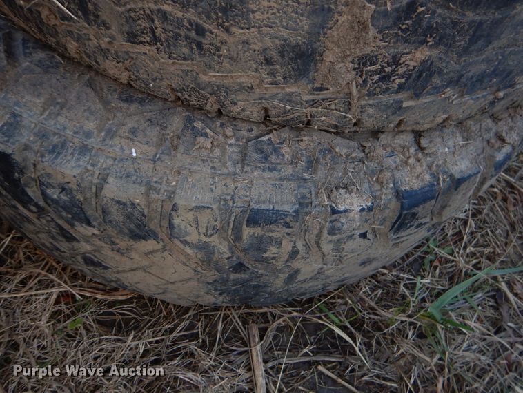 image for item GB9624 Approximately 200 tires