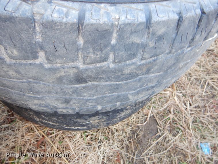 image for item GB9624 Approximately 200 tires