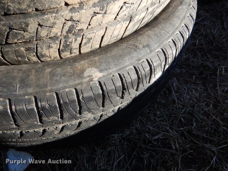 image for item GB9624 Approximately 200 tires
