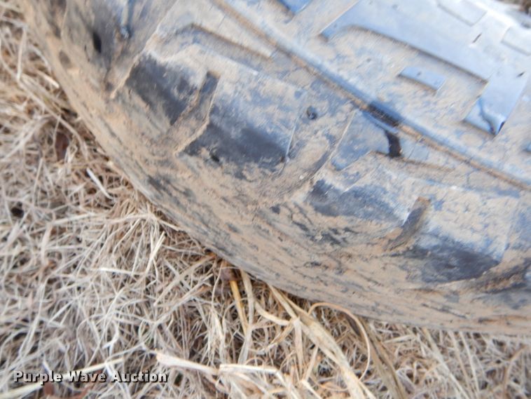 image for item GB9624 Approximately 200 tires