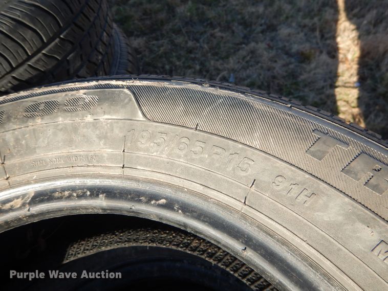 image for item GB9624 Approximately 200 tires