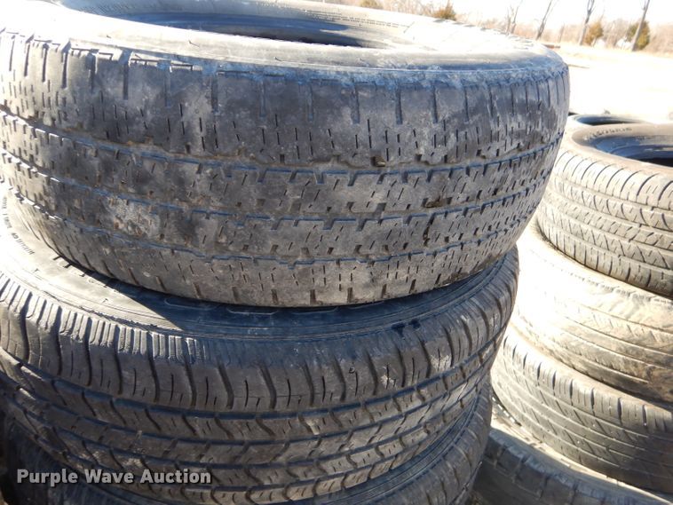 image for item GB9624 Approximately 200 tires