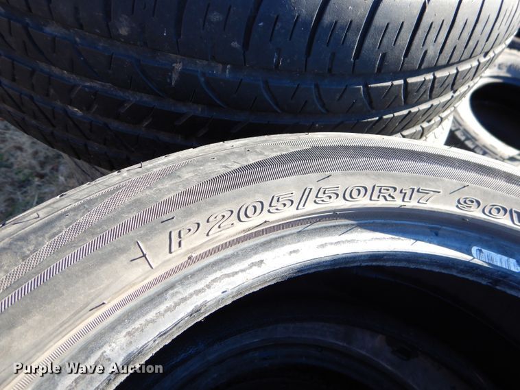 image for item GB9624 Approximately 200 tires