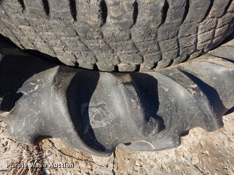 image for item GB9625 Tires and wheels