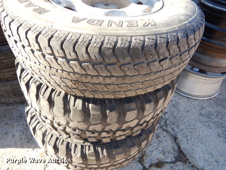 image for item GB9625 Tires and wheels