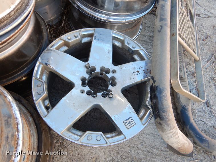 image for item GB9625 Tires and wheels