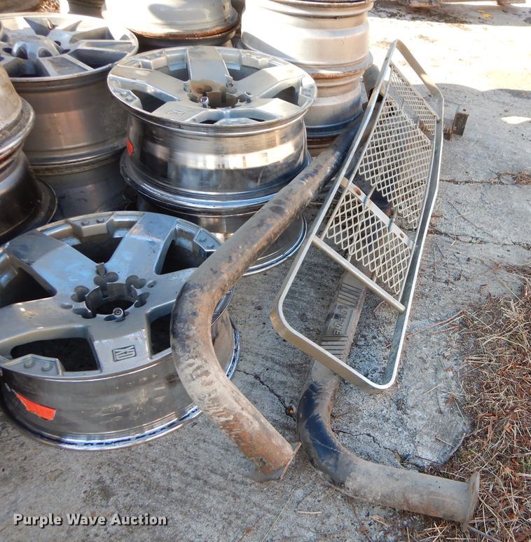 image for item GB9625 Tires and wheels