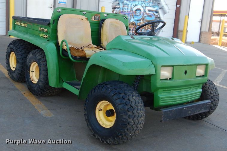 image for item GE9024 2002 John Deere Gator utility vehicle