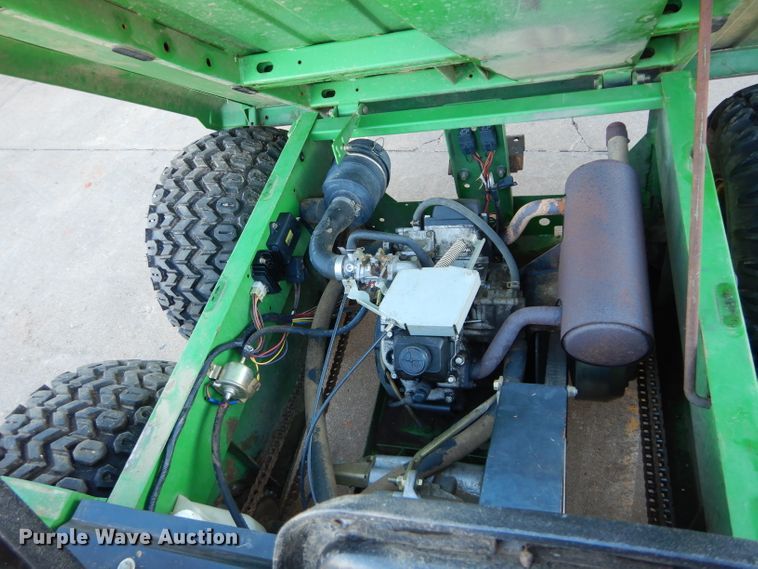 image for item GE9024 2002 John Deere Gator utility vehicle