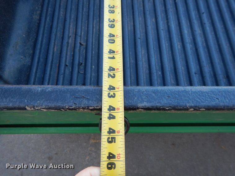 image for item GE9024 2002 John Deere Gator utility vehicle