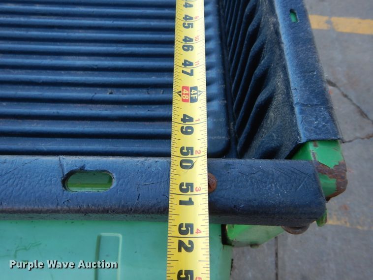 image for item GE9024 2002 John Deere Gator utility vehicle