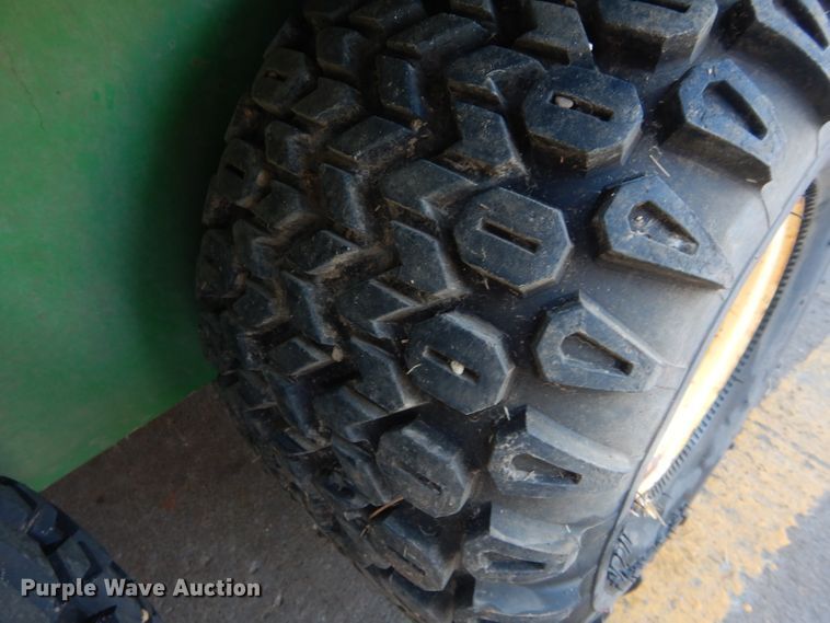 image for item GE9024 2002 John Deere Gator utility vehicle