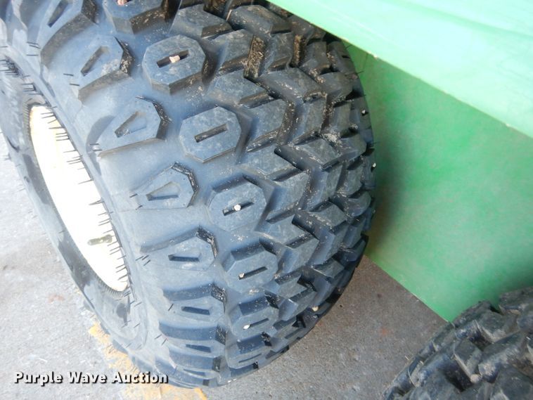 image for item GE9024 2002 John Deere Gator utility vehicle