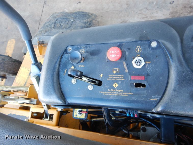 image for item GE9025 Hustler Super Z ZTR lawn mower