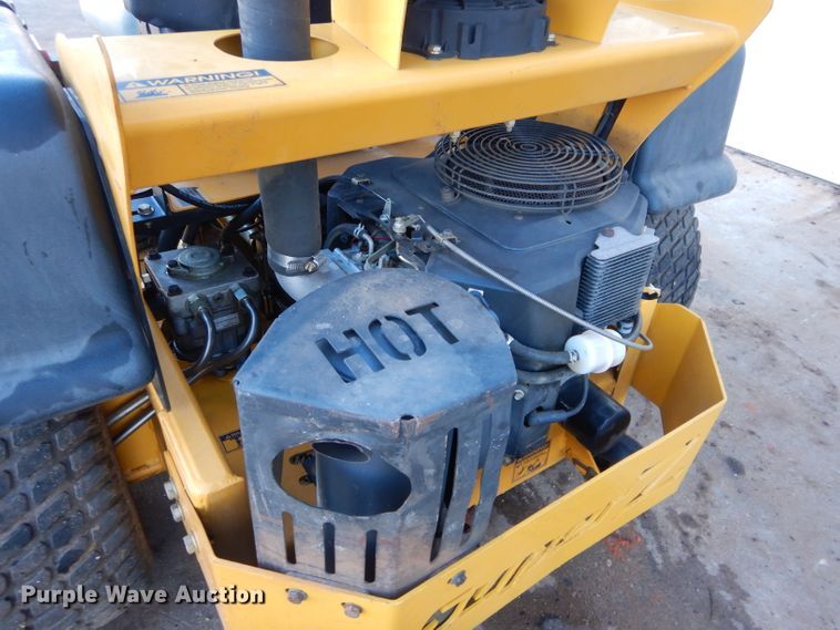 image for item GE9025 Hustler Super Z ZTR lawn mower