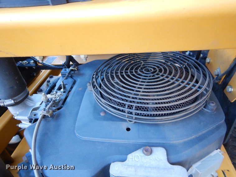 image for item GE9025 Hustler Super Z ZTR lawn mower