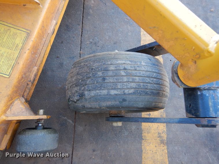 image for item GE9025 Hustler Super Z ZTR lawn mower