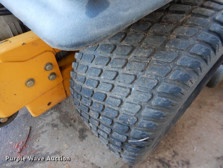 image for item GE9025 Hustler Super Z ZTR lawn mower