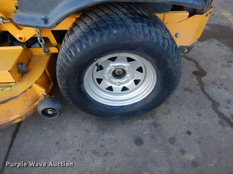 image for item GE9025 Hustler Super Z ZTR lawn mower