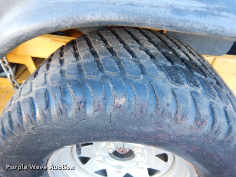 image for item GE9025 Hustler Super Z ZTR lawn mower