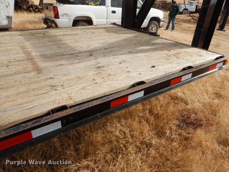 image for item GE9612 2006 H&H Trailer HD252 equipment trailer