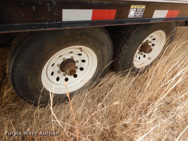 image for item GE9612 2006 H&H Trailer HD252 equipment trailer