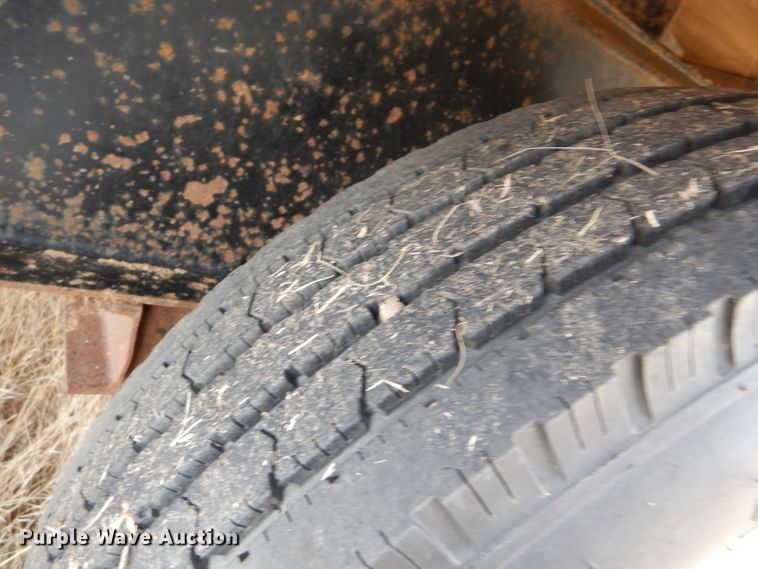 image for item GE9612 2006 H&H Trailer HD252 equipment trailer