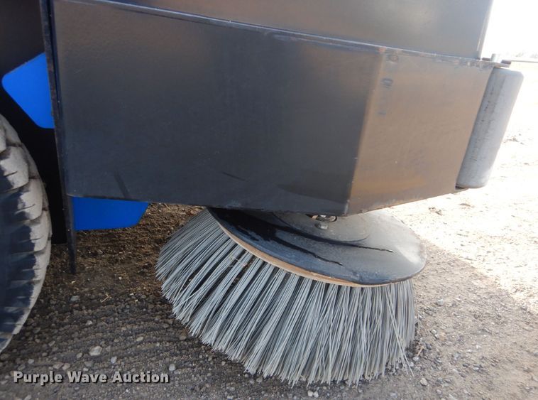 image for item GF9020 2001 American Lincoln Technologiy 78-614 sweeper