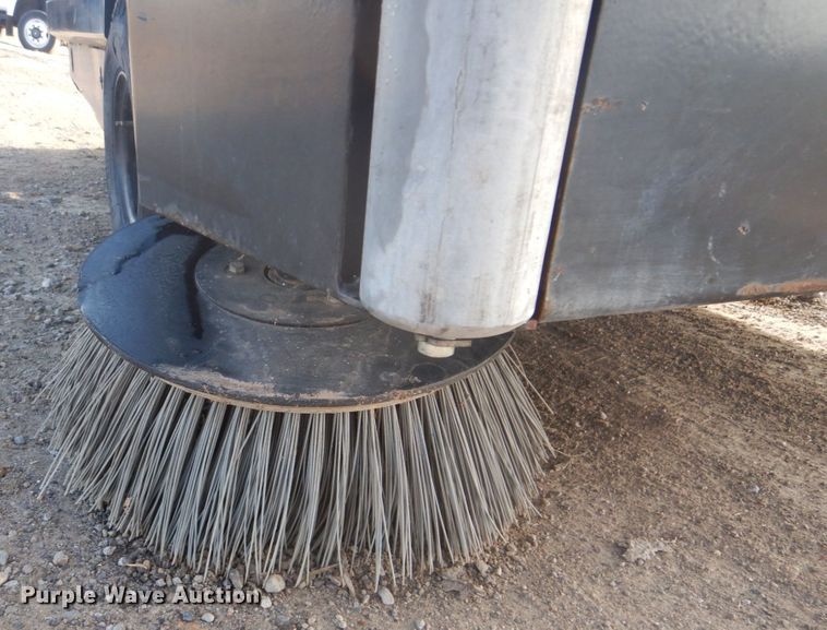 image for item GF9020 2001 American Lincoln Technologiy 78-614 sweeper