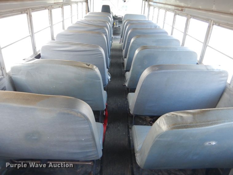 image for item GF9022 2001 Freightliner FS65 school bus