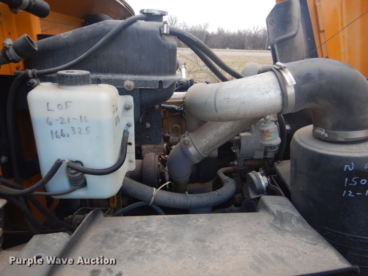 image for item GF9022 2001 Freightliner FS65 school bus