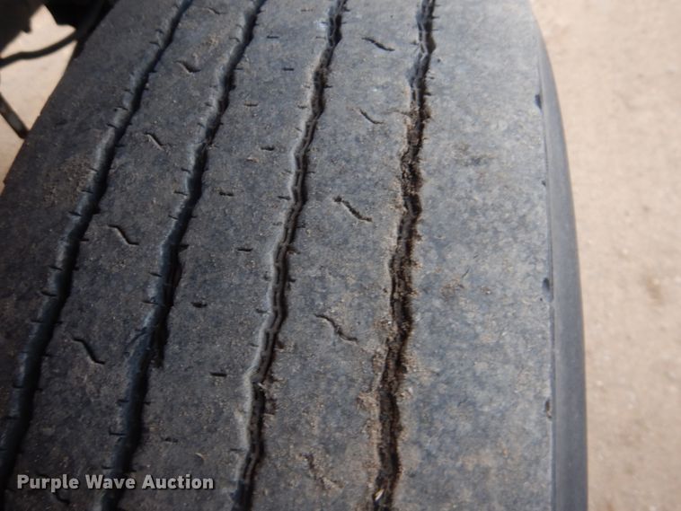 image for item GF9022 2001 Freightliner FS65 school bus