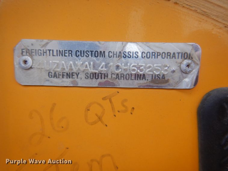 image for item GF9022 2001 Freightliner FS65 school bus