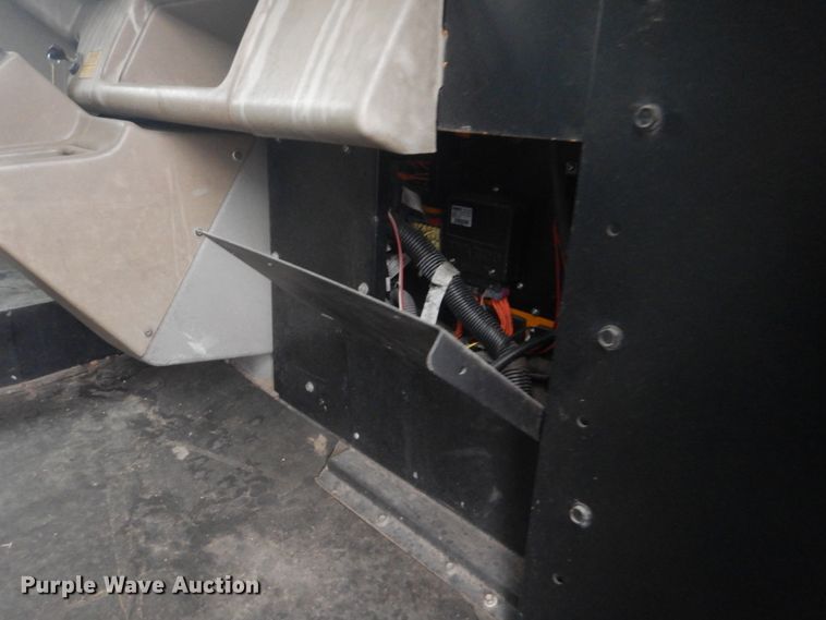 image for item GF9023 2004 Freightliner FS65 school bus