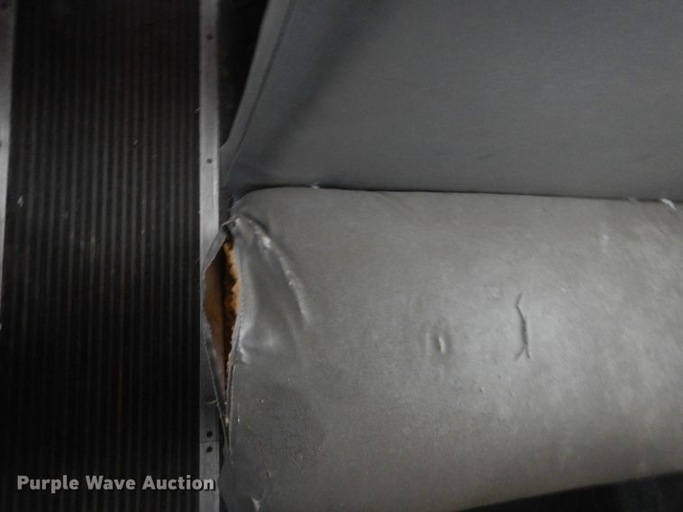 image for item GF9023 2004 Freightliner FS65 school bus