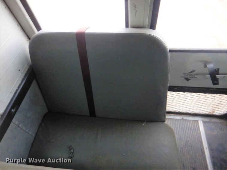 image for item GF9023 2004 Freightliner FS65 school bus