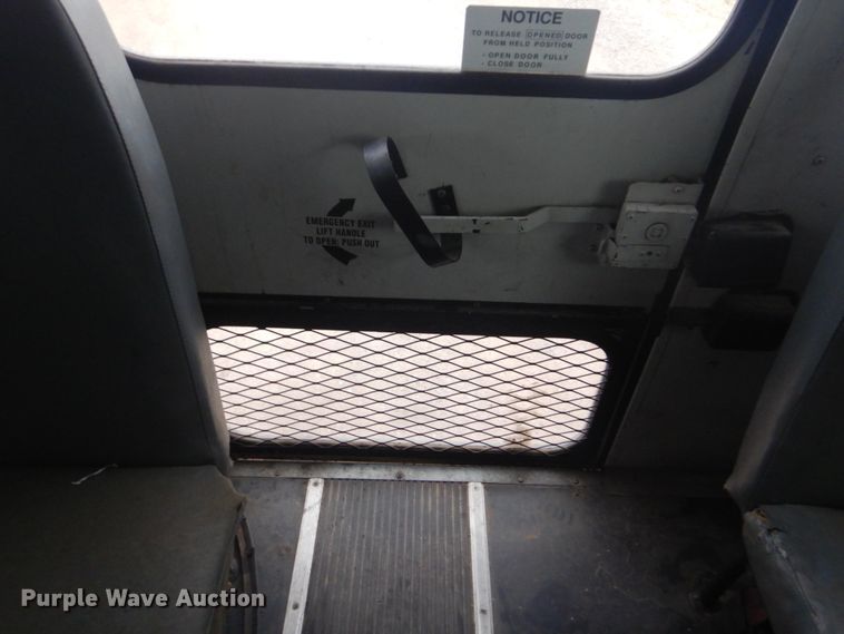 image for item GF9023 2004 Freightliner FS65 school bus