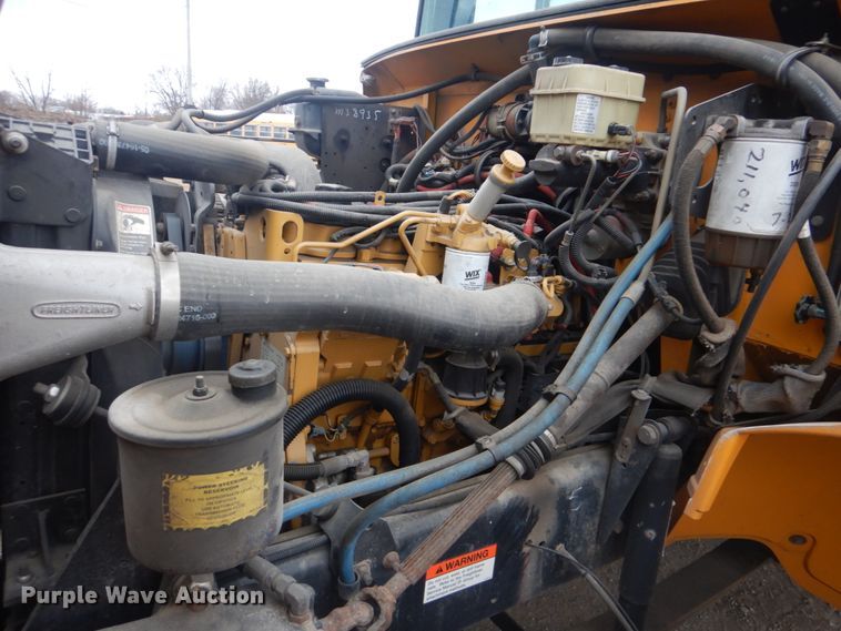 image for item GF9023 2004 Freightliner FS65 school bus