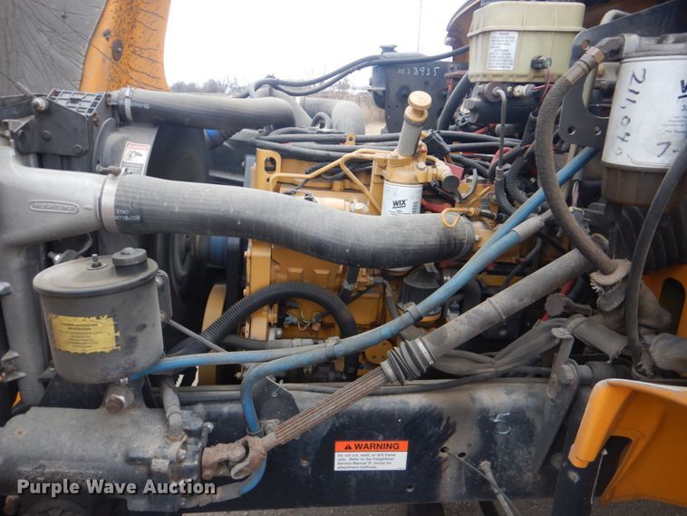 image for item GF9023 2004 Freightliner FS65 school bus