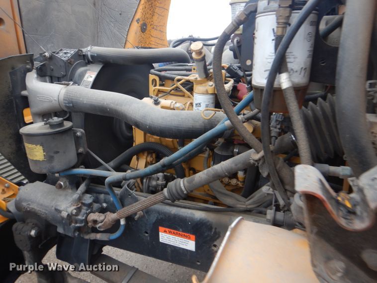 image for item GF9023 2004 Freightliner FS65 school bus