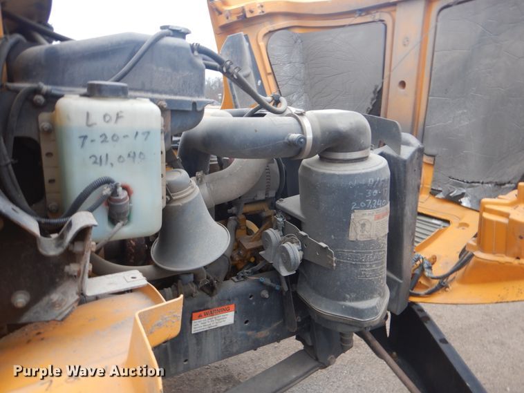 image for item GF9023 2004 Freightliner FS65 school bus