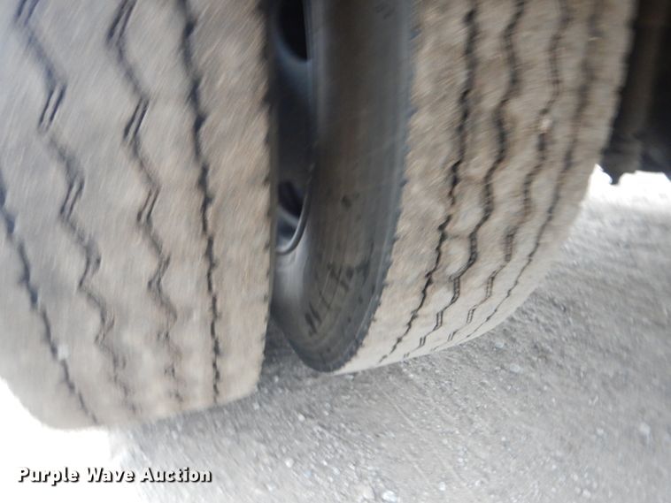 image for item GF9023 2004 Freightliner FS65 school bus