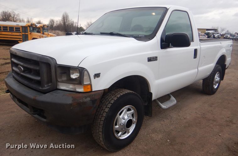 image for item GF9025 2002 Ford F250 Super Duty pickup truck