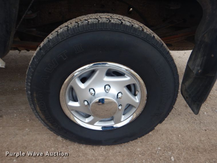 image for item GF9025 2002 Ford F250 Super Duty pickup truck