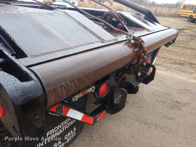 image for item GF9026 1991 International 7100 winch truck